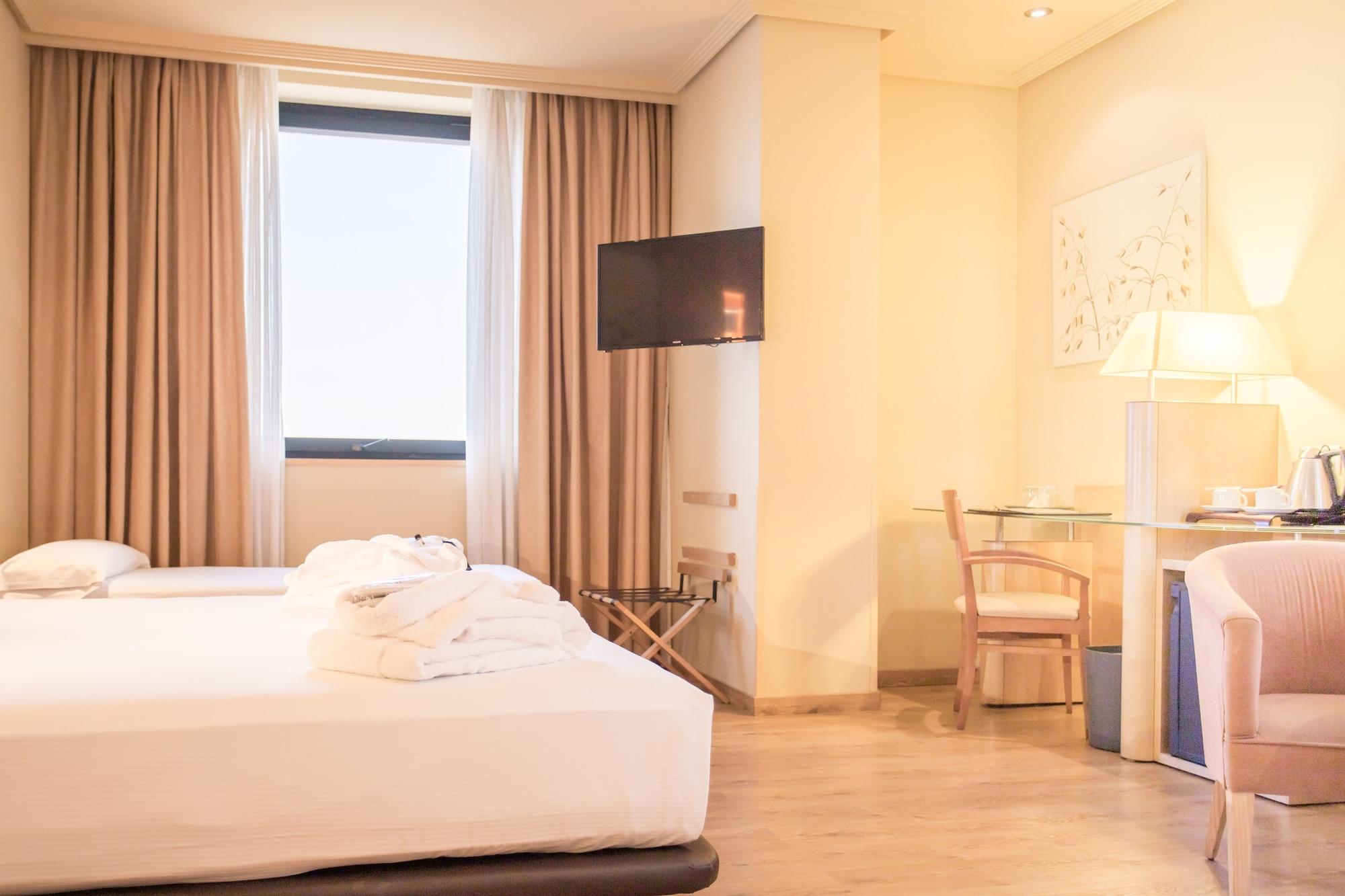 Abba Madrid Hotel Exterior photo